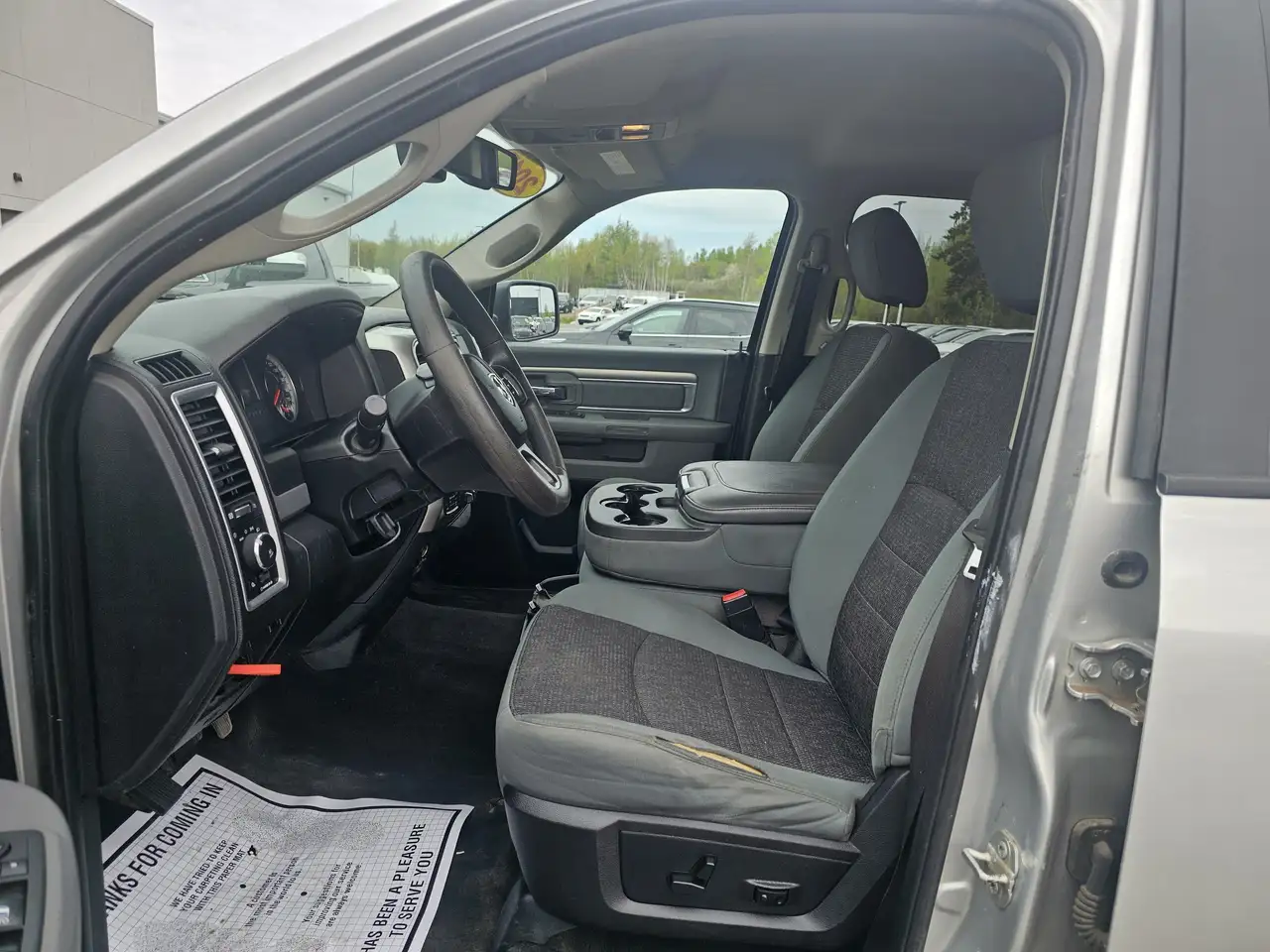 RAM 1500 снимка RAM 1500