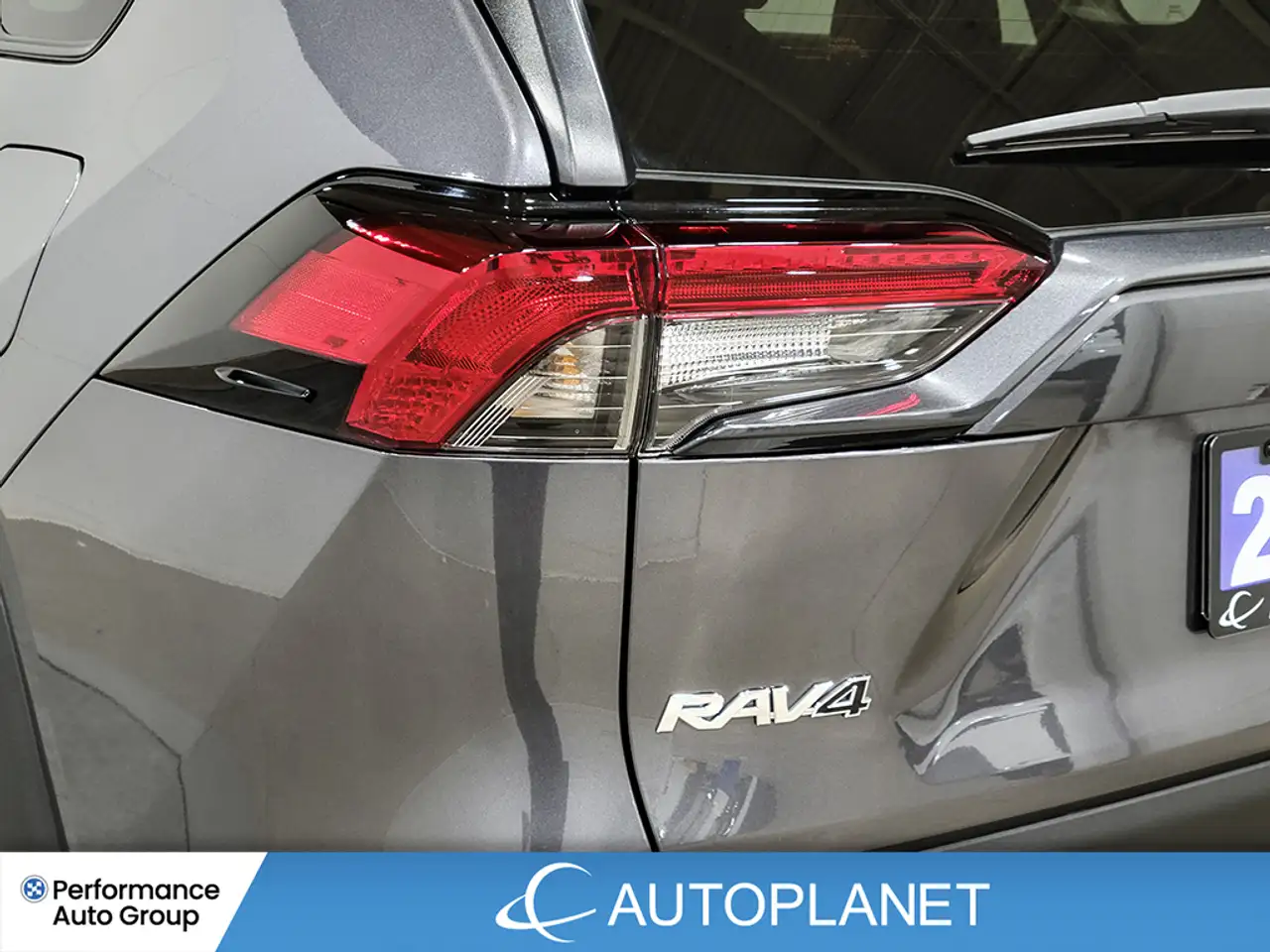 Toyota RAV 4 снимка Toyota RAV 4