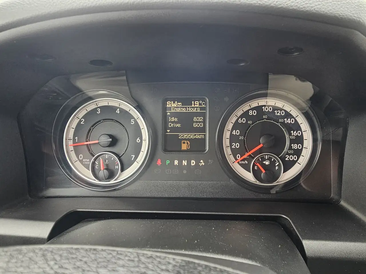 RAM 1500 снимка RAM 1500