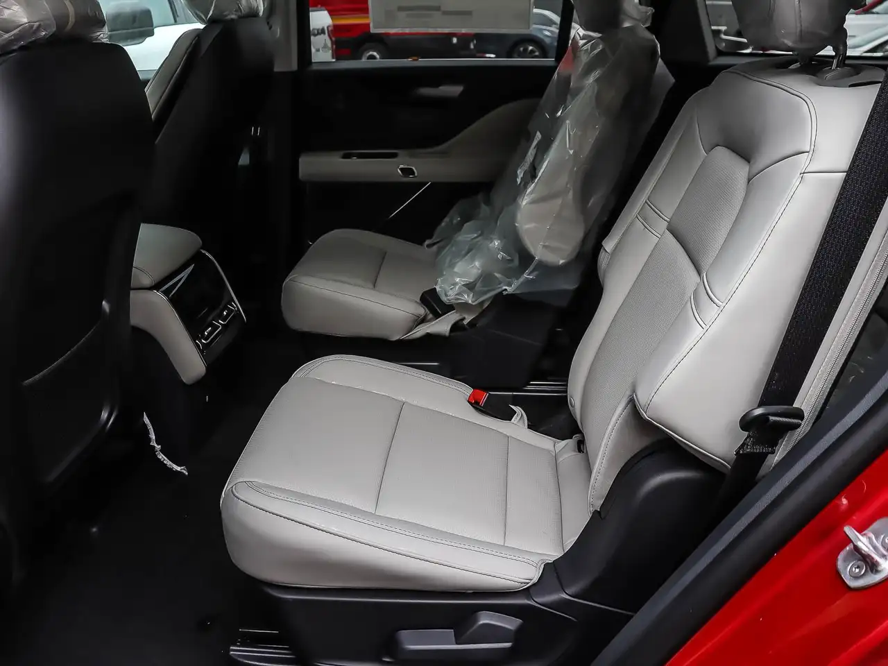 Lincoln Aviator снимка Lincoln Aviator