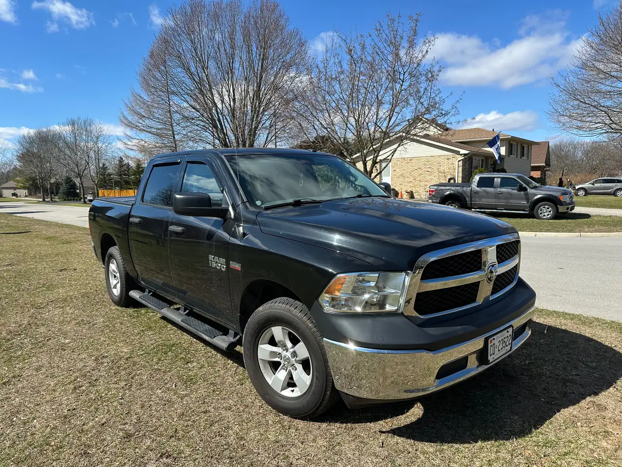 RAM 1500 снимка RAM 1500