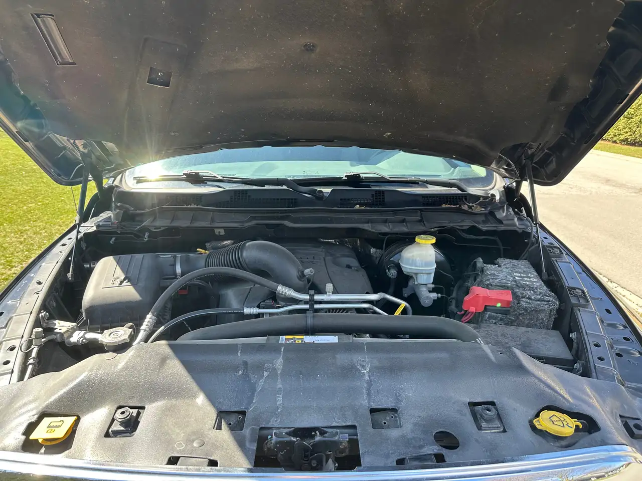 RAM 1500 снимка RAM 1500