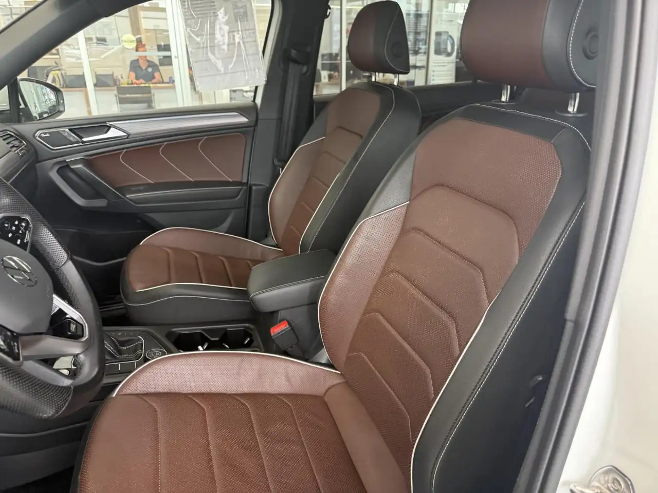 Volkswagen Tiguan снимка Volkswagen Tiguan