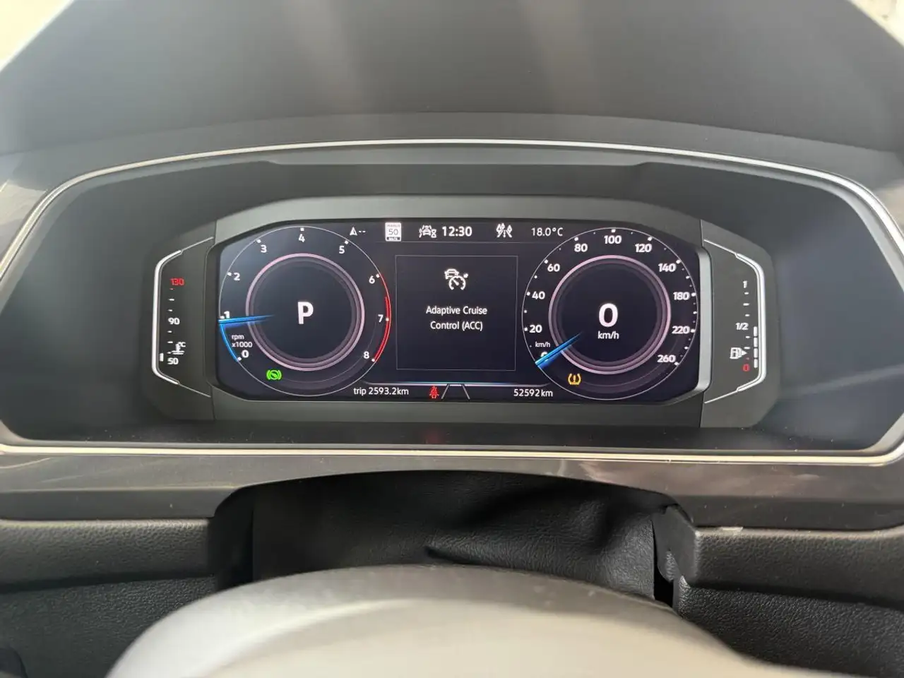 Volkswagen Tiguan снимка Volkswagen Tiguan