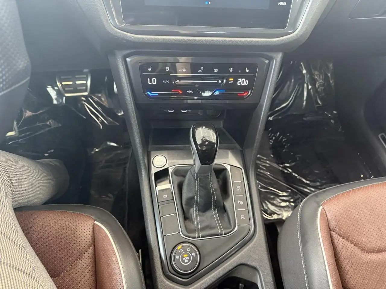 Volkswagen Tiguan снимка Volkswagen Tiguan