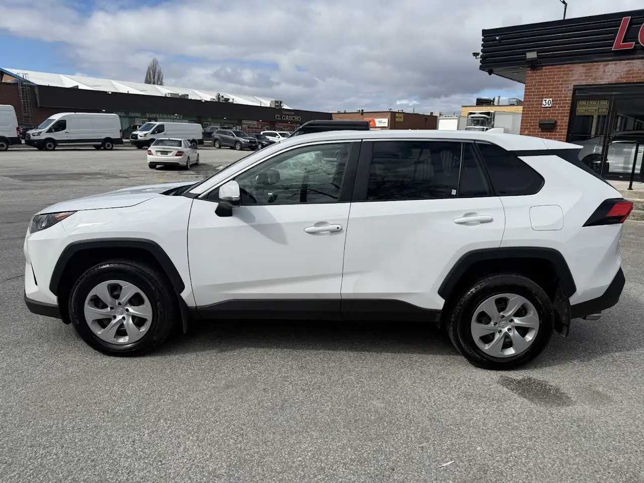 Toyota RAV 4 снимка Toyota RAV 4