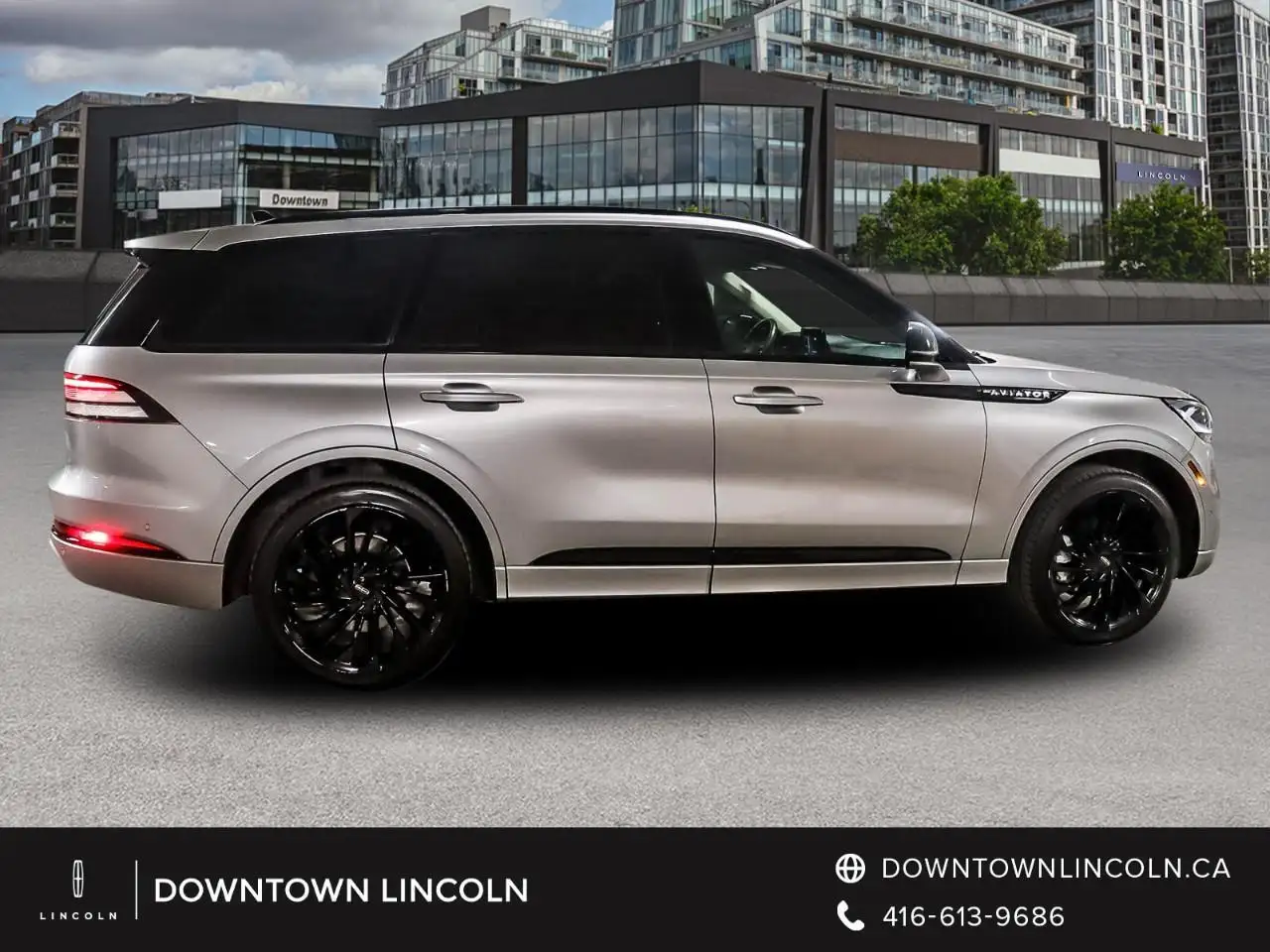Lincoln Aviator снимка Lincoln Aviator