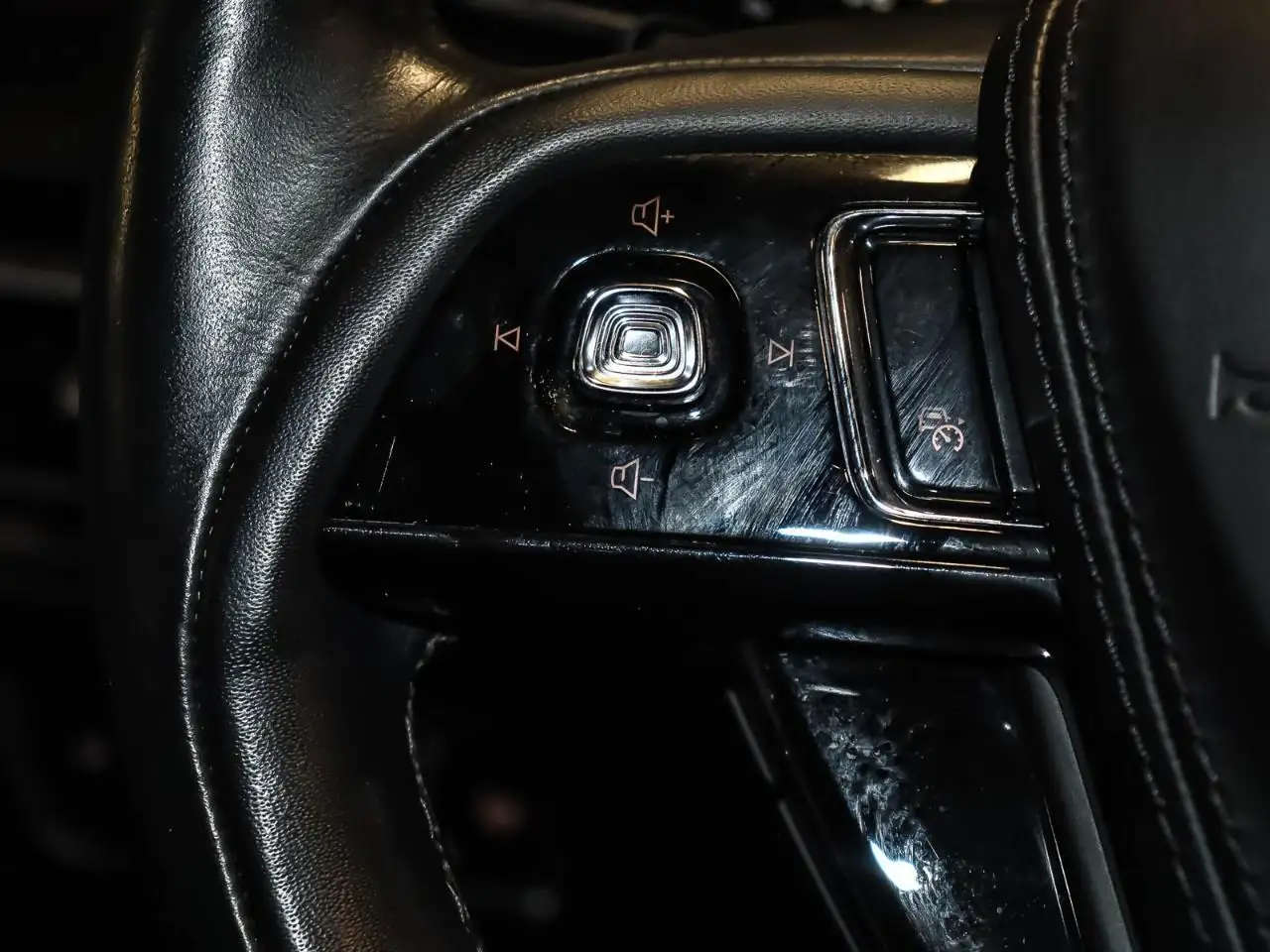 Lincoln Aviator снимка Lincoln Aviator