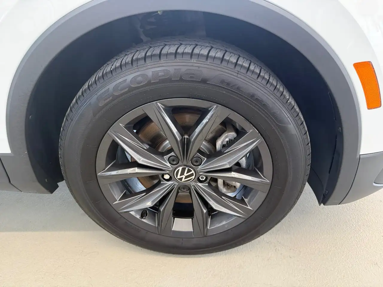 Volkswagen Tiguan снимка Volkswagen Tiguan