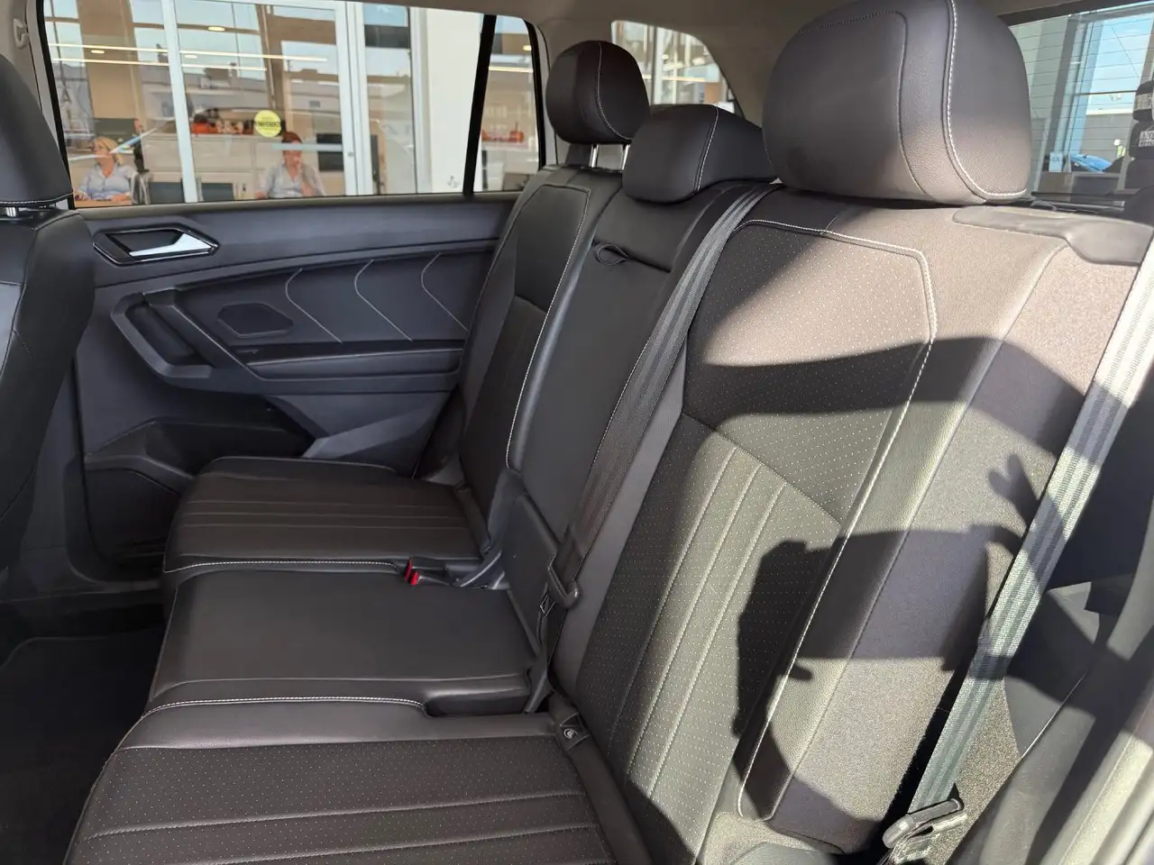 Volkswagen Tiguan снимка Volkswagen Tiguan
