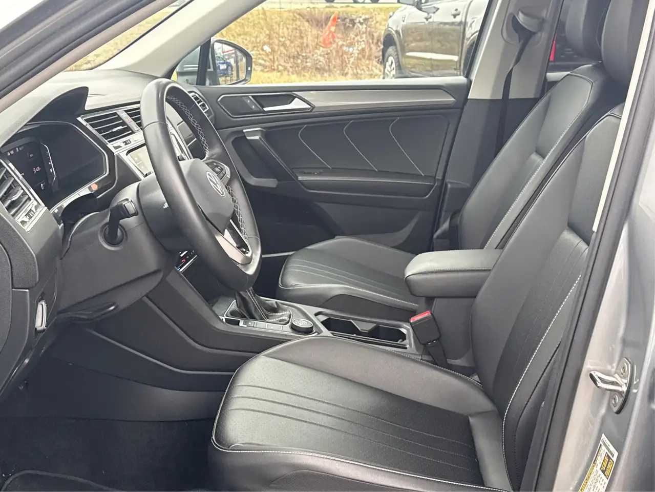 Volkswagen Tiguan снимка Volkswagen Tiguan
