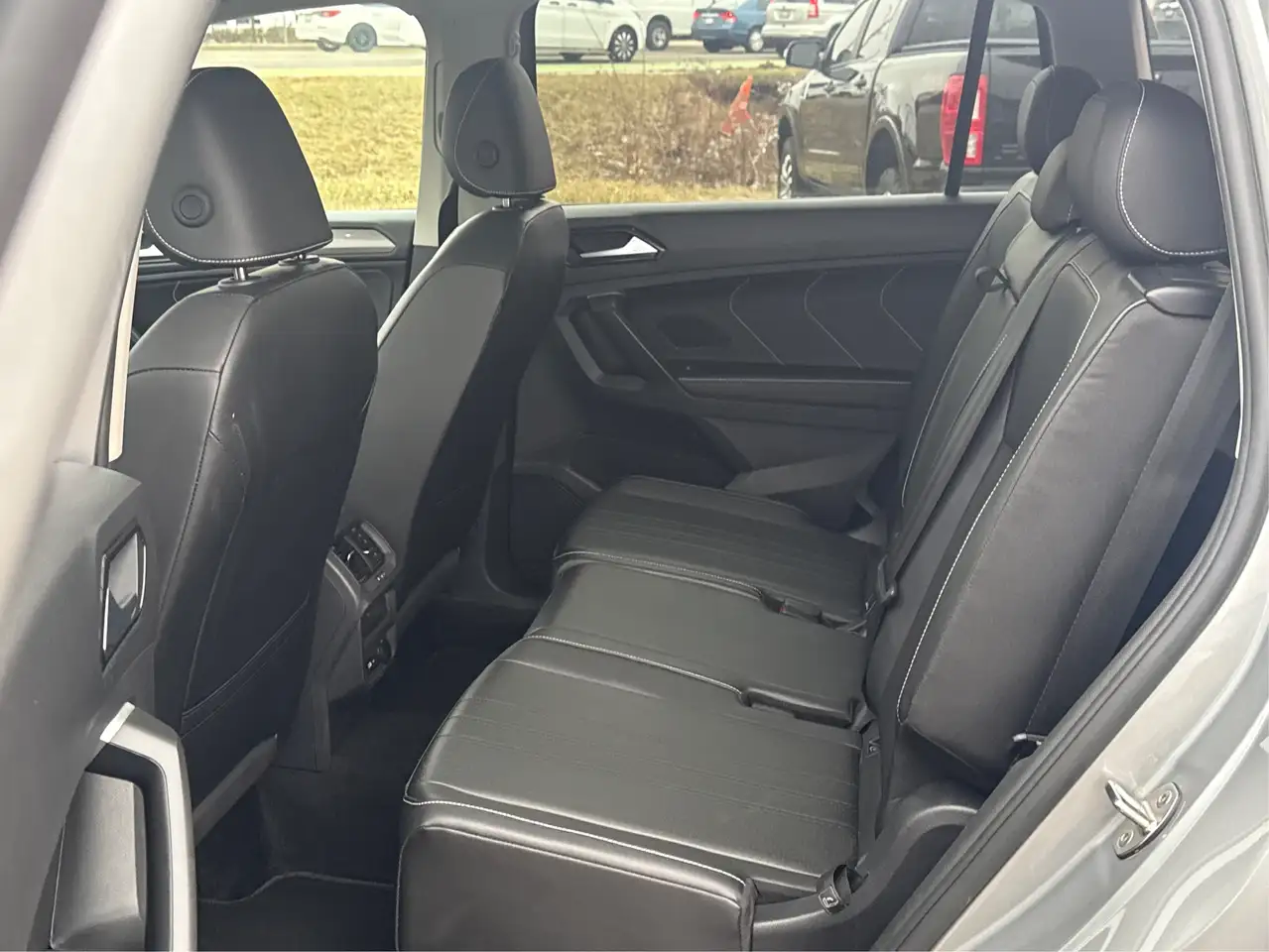 Volkswagen Tiguan снимка Volkswagen Tiguan