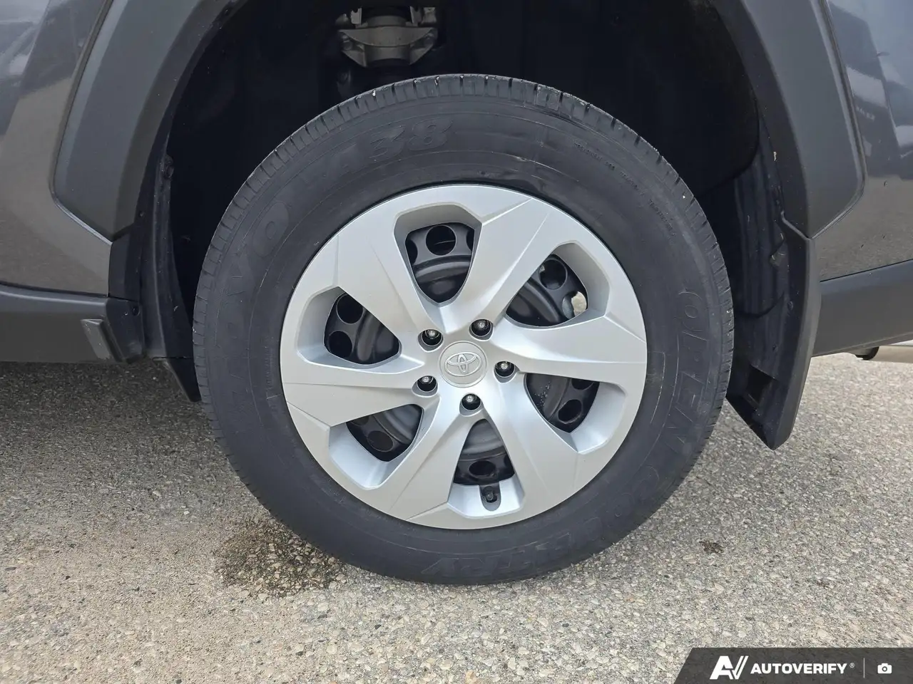 Toyota RAV 4 снимка Toyota RAV 4