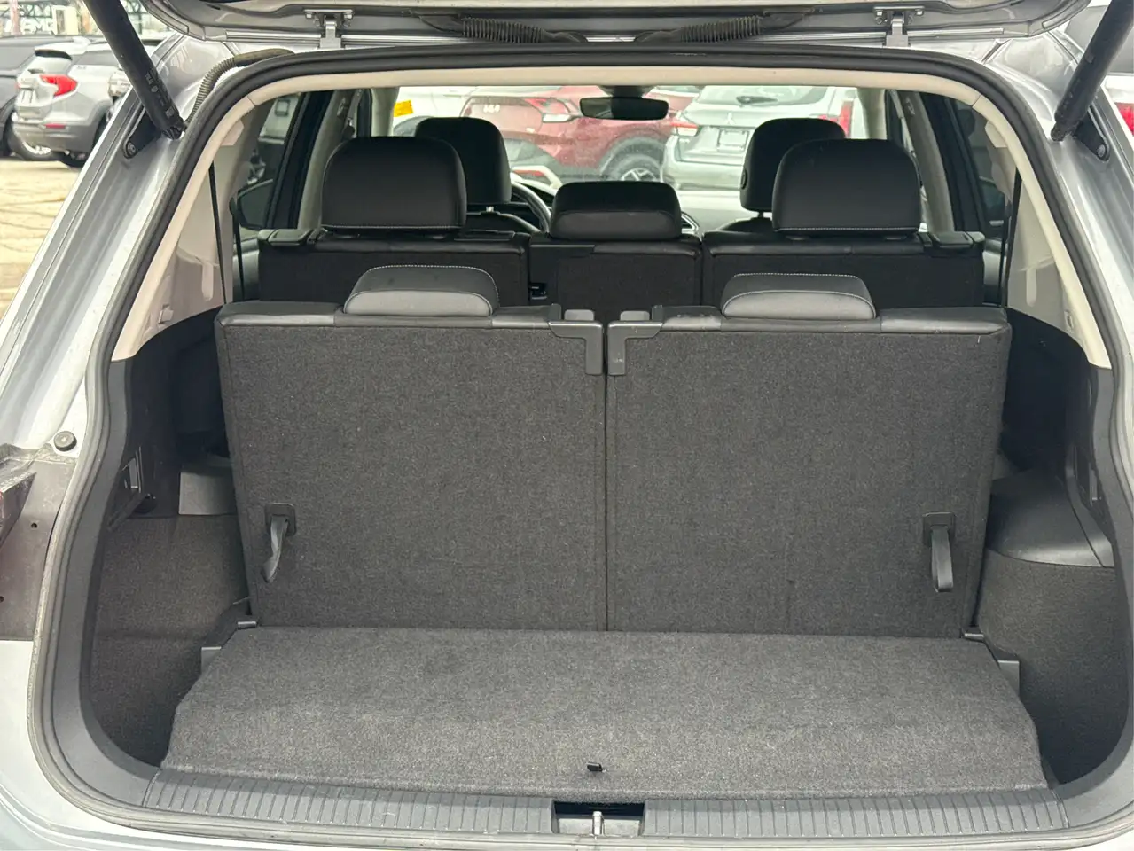 Volkswagen Tiguan снимка Volkswagen Tiguan