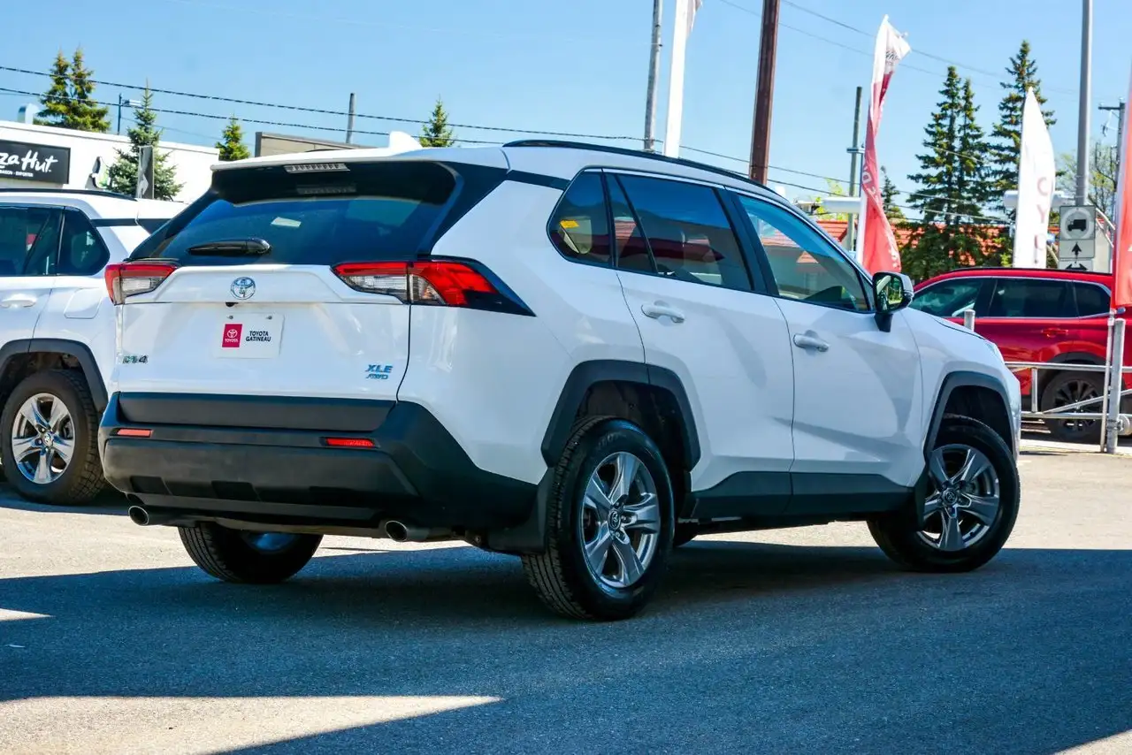 Toyota RAV 4 photo Toyota RAV 4