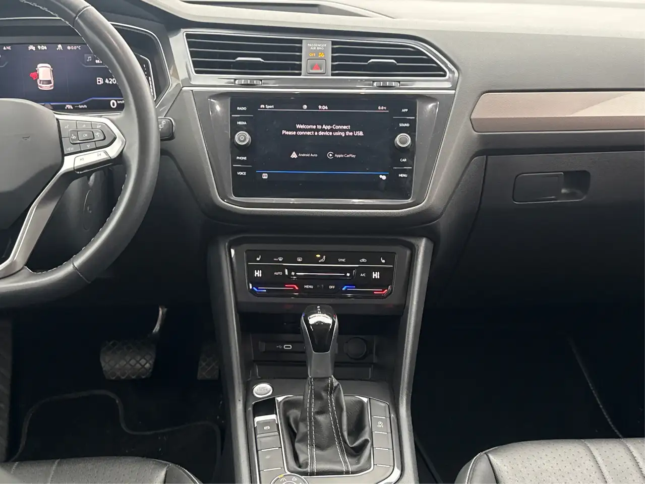 Volkswagen Tiguan снимка Volkswagen Tiguan