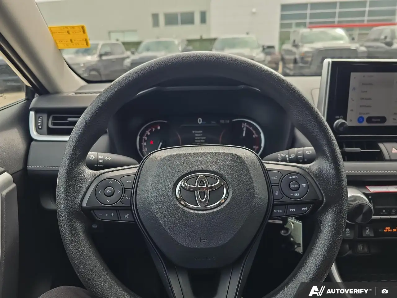 Toyota RAV 4 снимка Toyota RAV 4