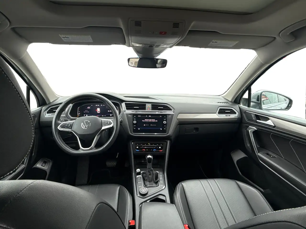 Volkswagen Tiguan снимка Volkswagen Tiguan