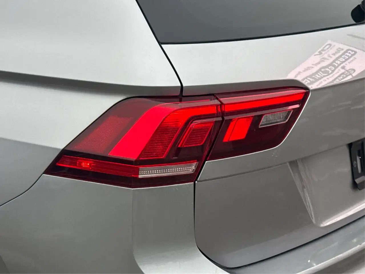 Volkswagen Tiguan снимка Volkswagen Tiguan