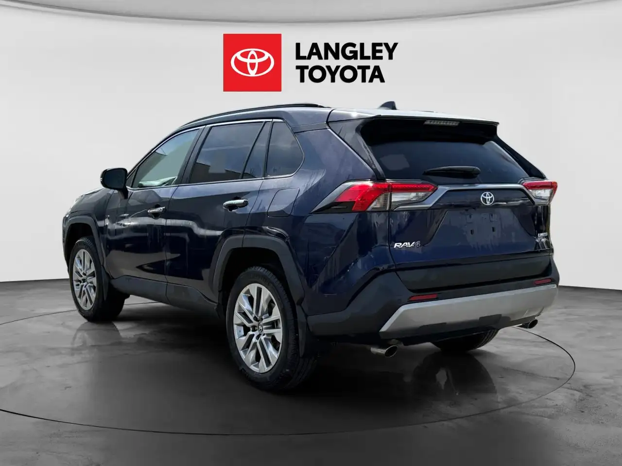 Toyota RAV 4 снимка Toyota RAV 4