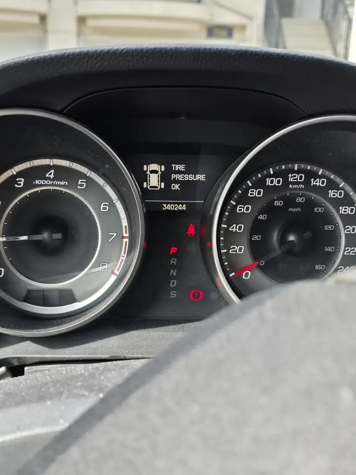 Acura MDX снимка Acura MDX