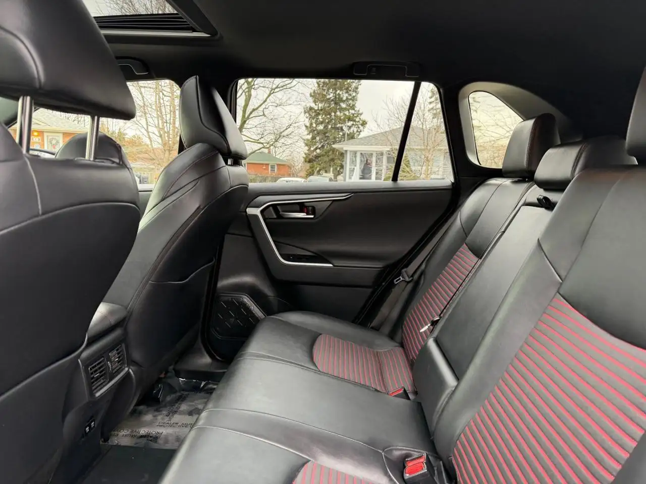 Toyota RAV 4 Prime снимка Toyota RAV 4 Prime
