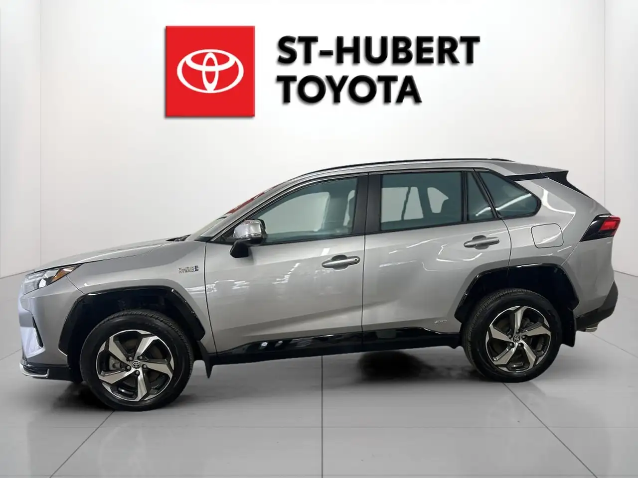 Toyota RAV 4 Prime снимка Toyota RAV 4 Prime