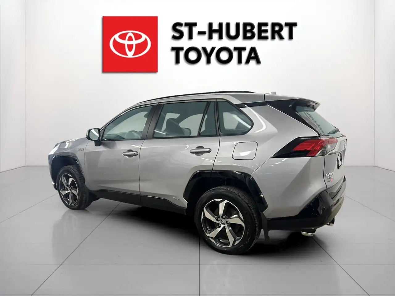 Toyota RAV 4 Prime снимка Toyota RAV 4 Prime
