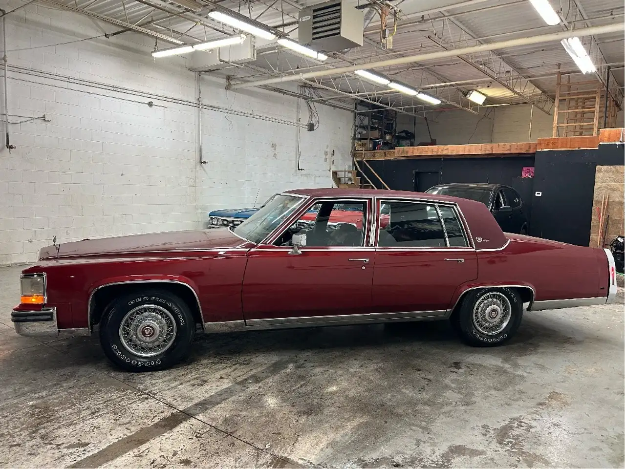 Cadillac Fleetwood снимка Cadillac Fleetwood