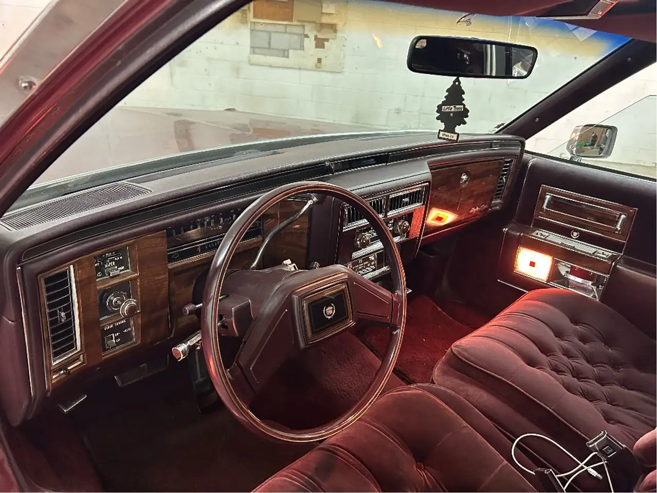 Cadillac Fleetwood снимка Cadillac Fleetwood
