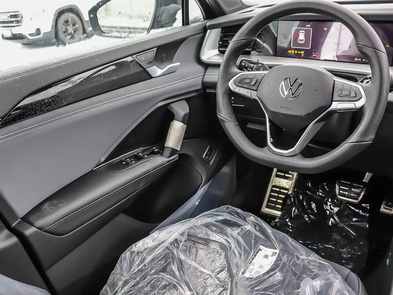 Volkswagen Tiguan снимка Volkswagen Tiguan