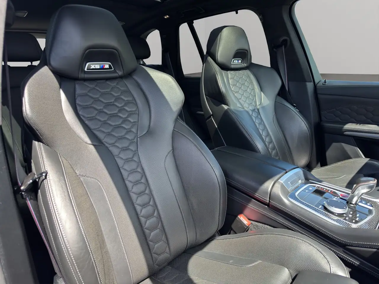 BMW X5 M снимка BMW X5 M