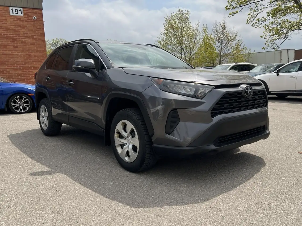 Toyota RAV 4 снимка Toyota RAV 4