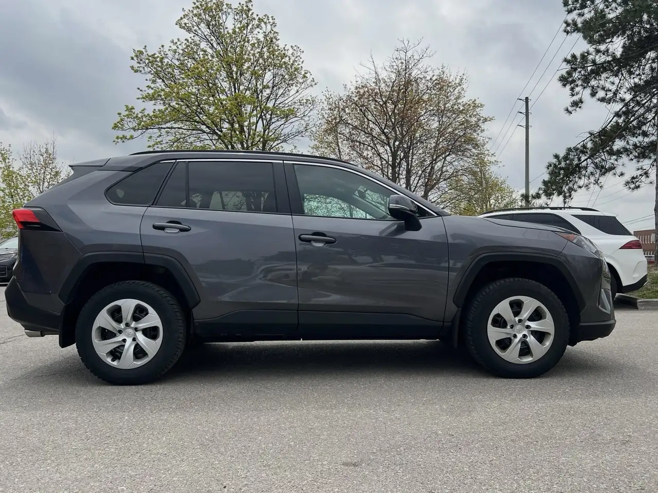 Toyota RAV 4 снимка Toyota RAV 4