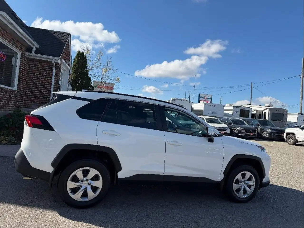 Toyota RAV 4 снимка Toyota RAV 4
