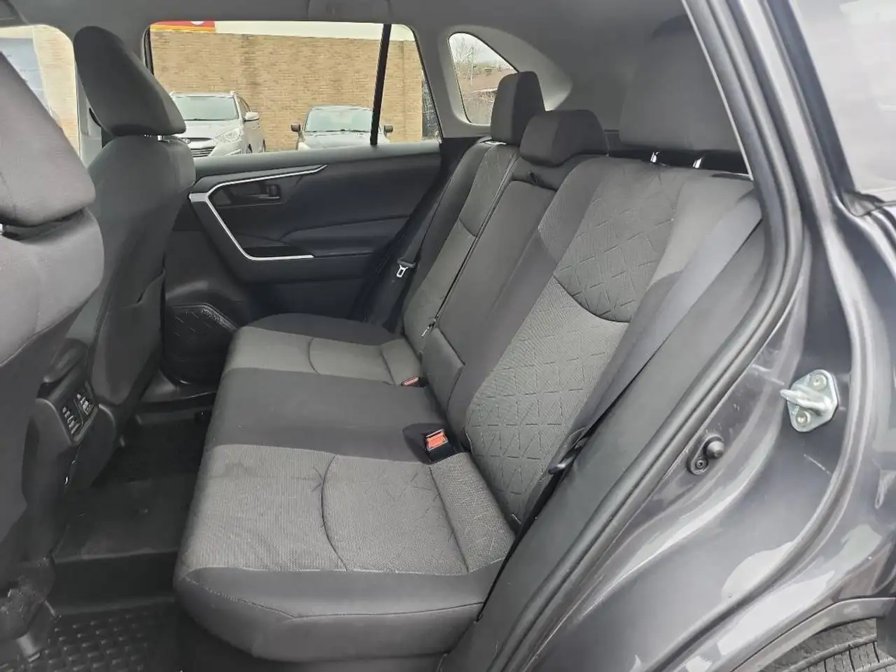 Toyota RAV 4 снимка Toyota RAV 4