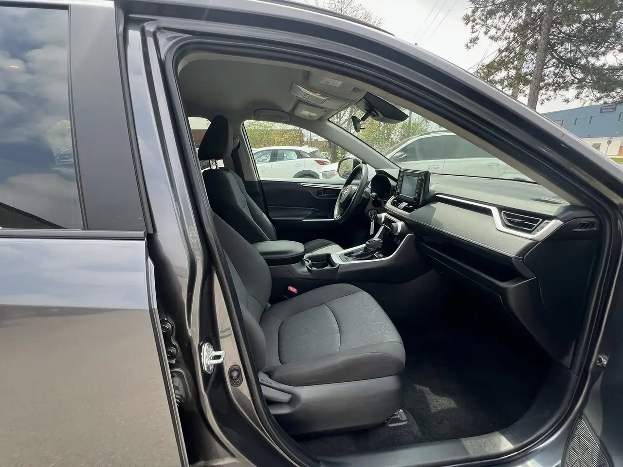 Toyota RAV 4 снимка Toyota RAV 4