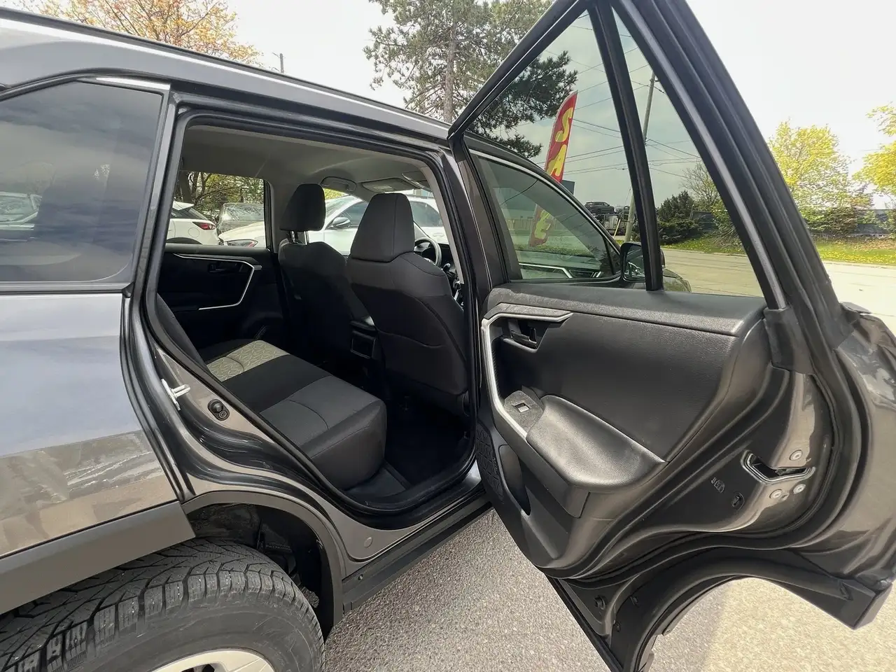 Toyota RAV 4 снимка Toyota RAV 4