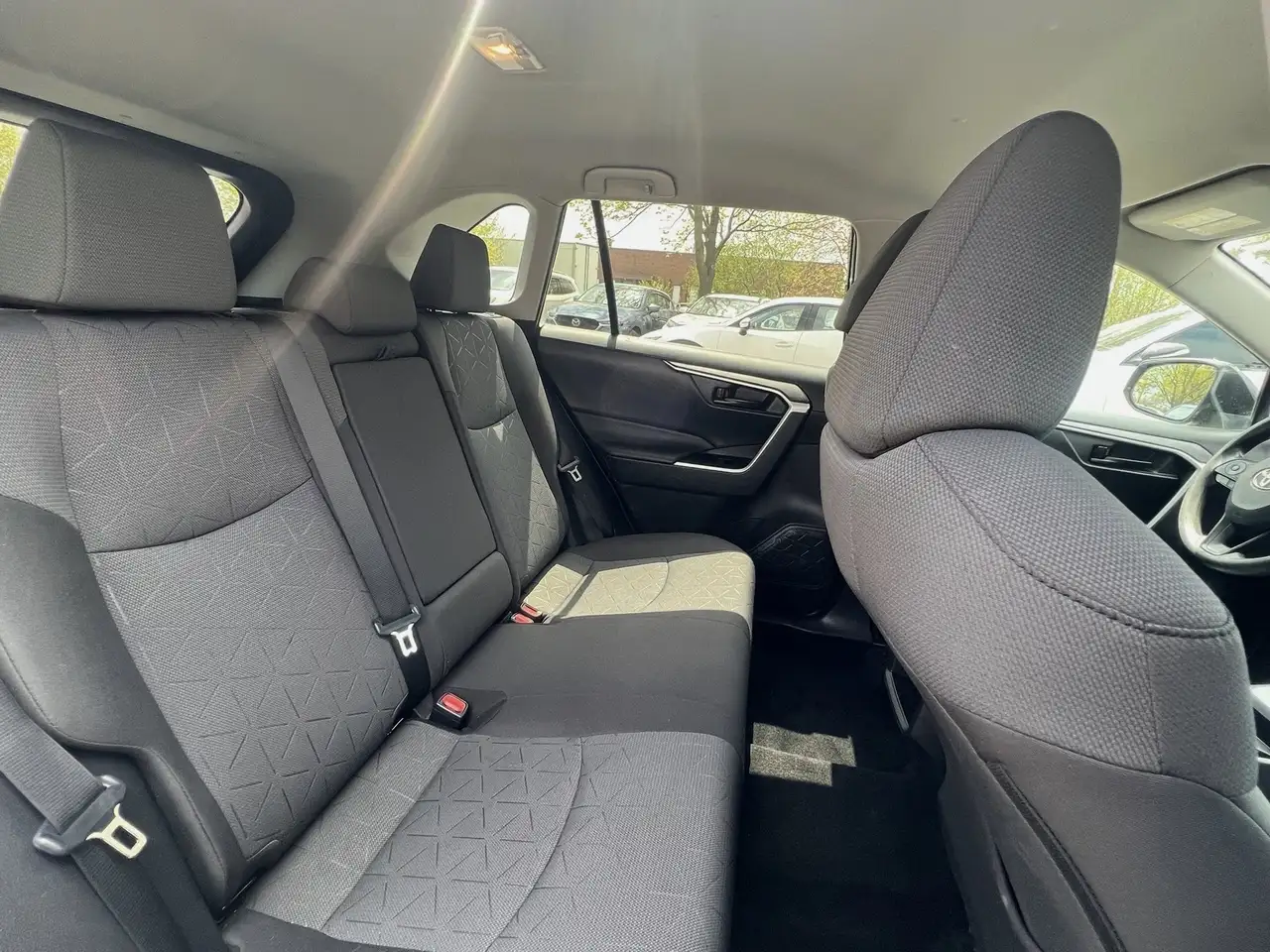 Toyota RAV 4 снимка Toyota RAV 4