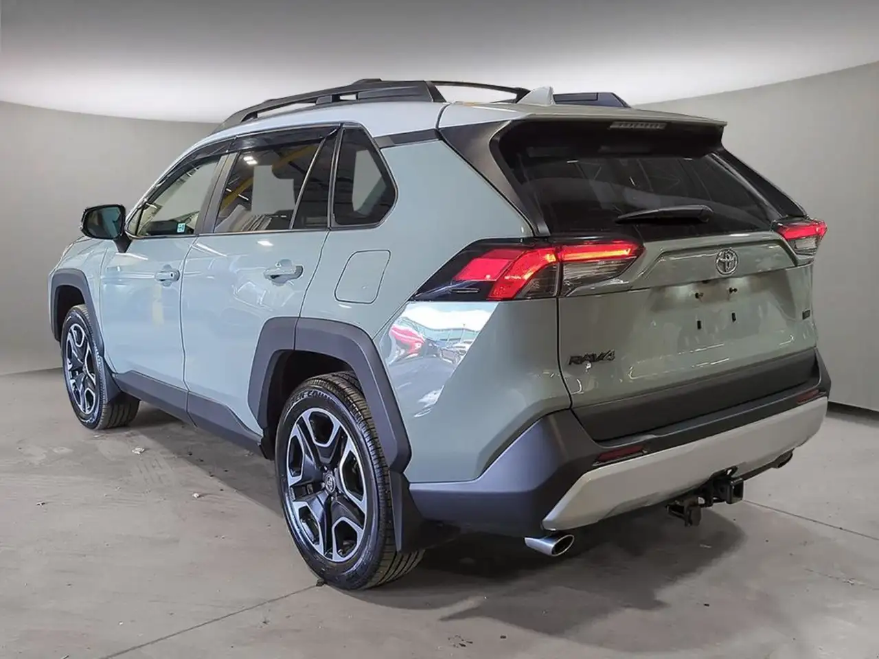 Toyota RAV 4 снимка Toyota RAV 4