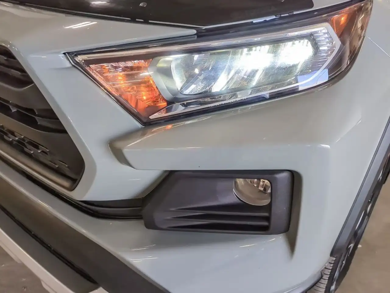 Toyota RAV 4 снимка Toyota RAV 4