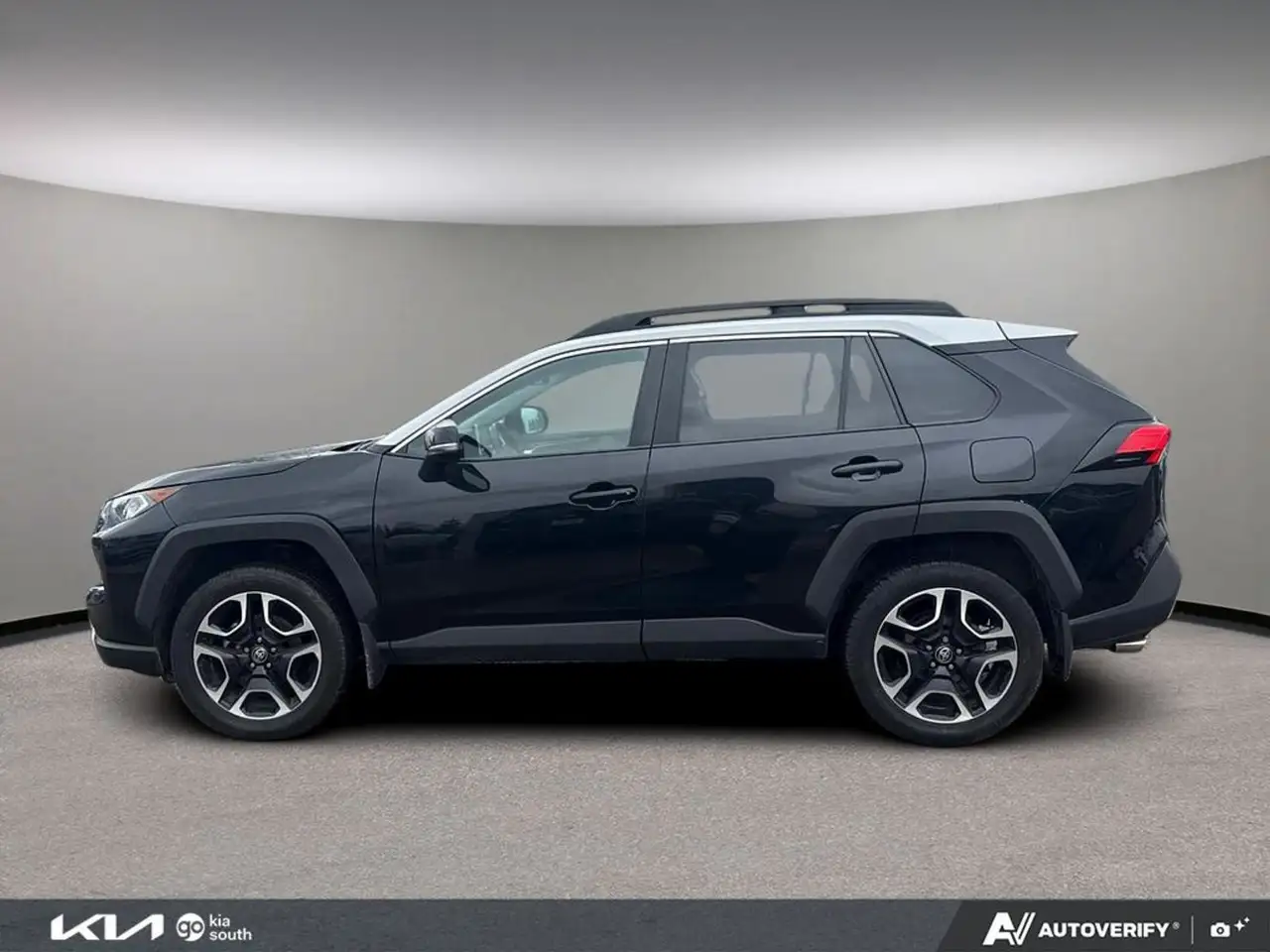Toyota RAV 4 photo Toyota RAV 4
