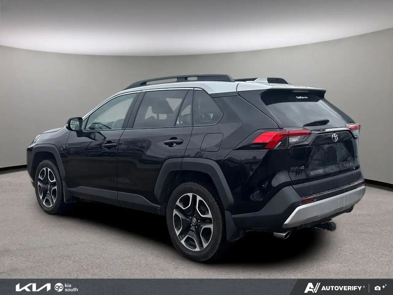 Toyota RAV 4 photo Toyota RAV 4