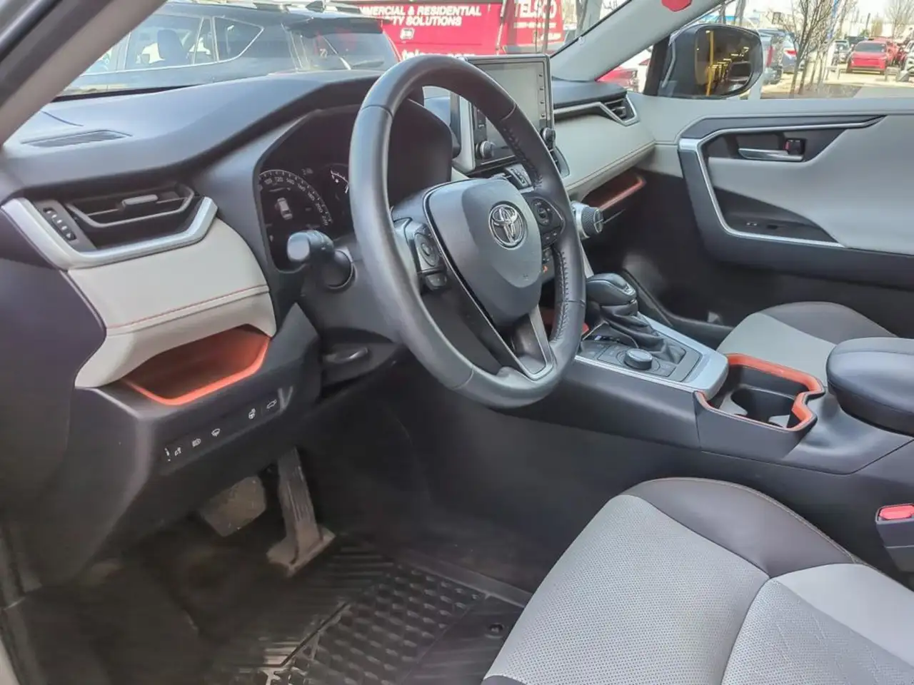 Toyota RAV 4 снимка Toyota RAV 4