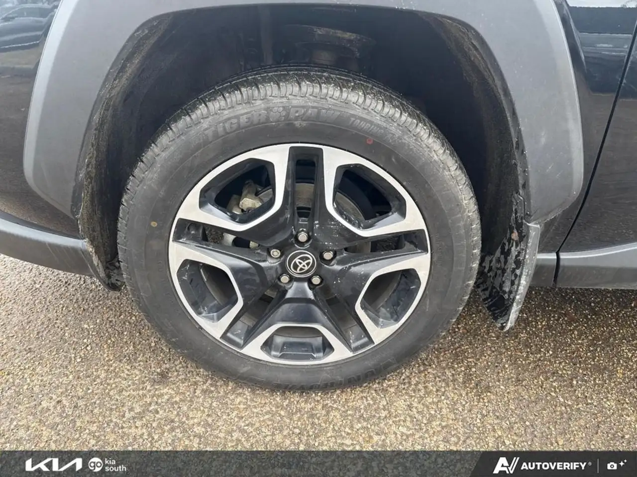 Toyota RAV 4 photo Toyota RAV 4