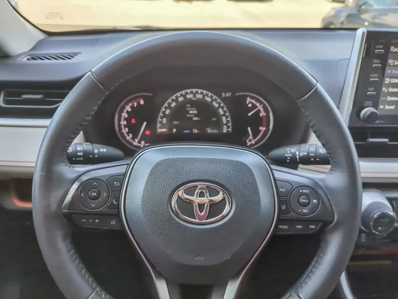 Toyota RAV 4 снимка Toyota RAV 4