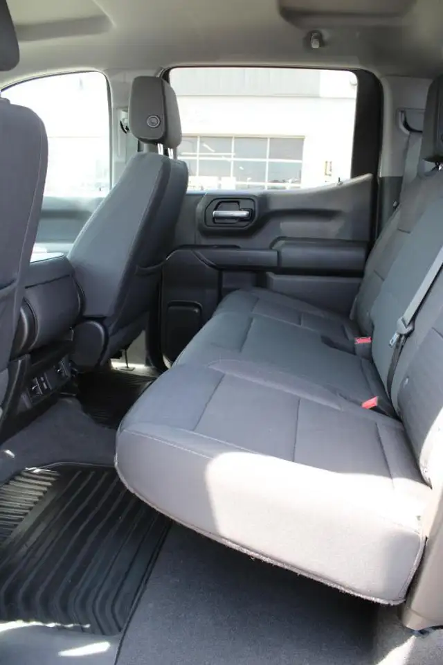 Chevrolet Silverado 1500 снимка Chevrolet Silverado 1500