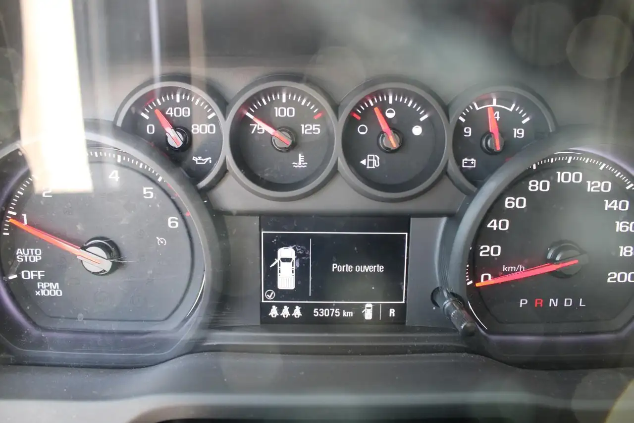 Chevrolet Silverado 1500 снимка Chevrolet Silverado 1500