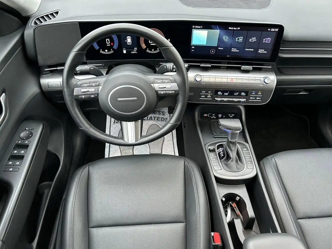 Hyundai KONA снимка Hyundai KONA