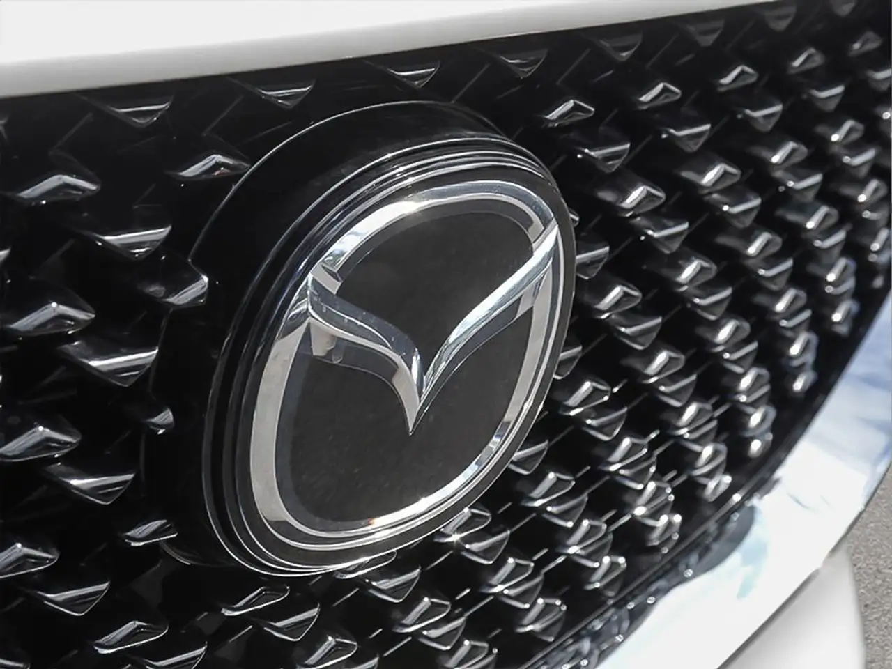 Mazda CX-30 снимка Mazda CX-30